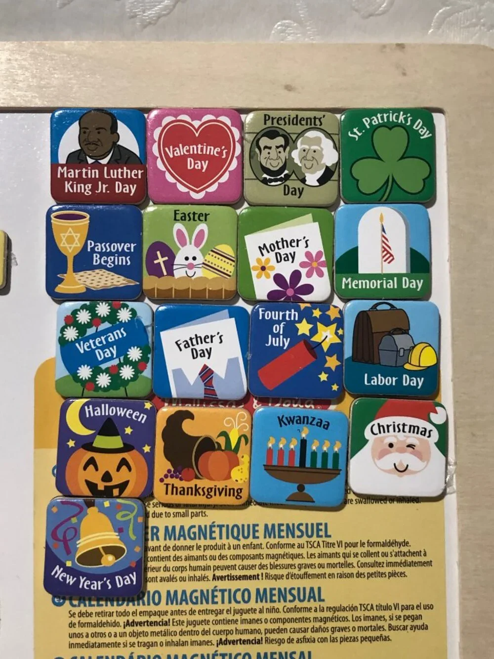 Melissa & Doug Monthly Magnetic Calendar Wooden Educational Toy‎ w/Magnets